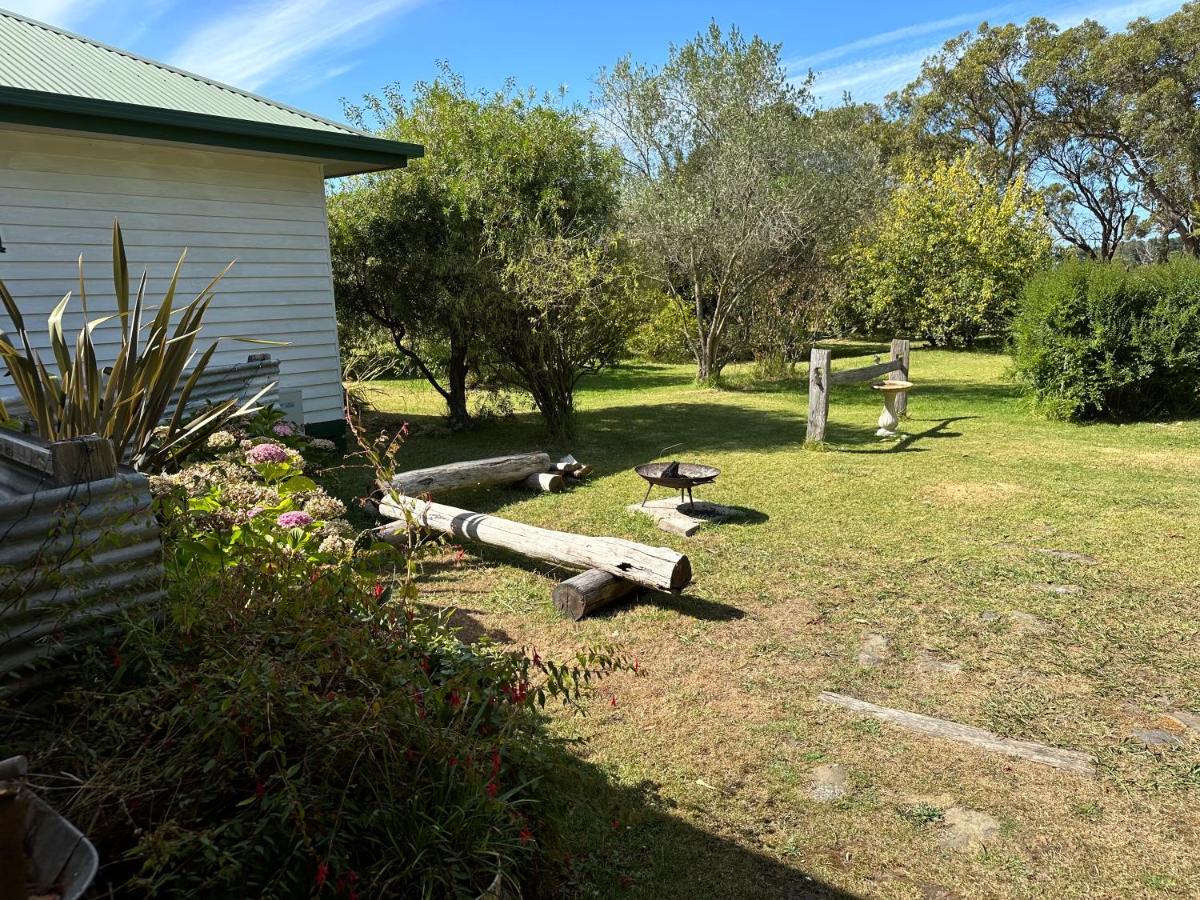 Bush Retreat Farm Stay 2 Bedroom Guest Suite Gelliondale Εξωτερικό φωτογραφία